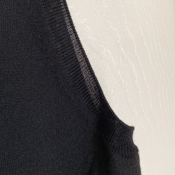 Alexander McQueen 100% Wool Thin Sleeveless Tank Top Black Large NWT - Picture 7 of 11